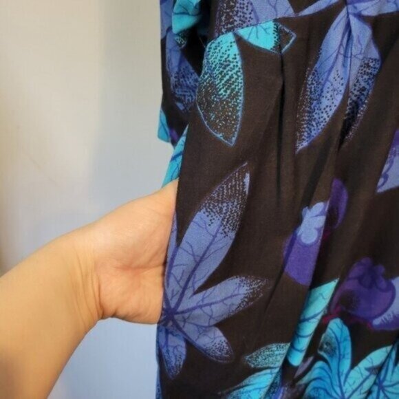 Adini Vintage | Tropical Leaf Berry Printed Surplice Neckline Maxi Dress Blue - Picture 6 of 9